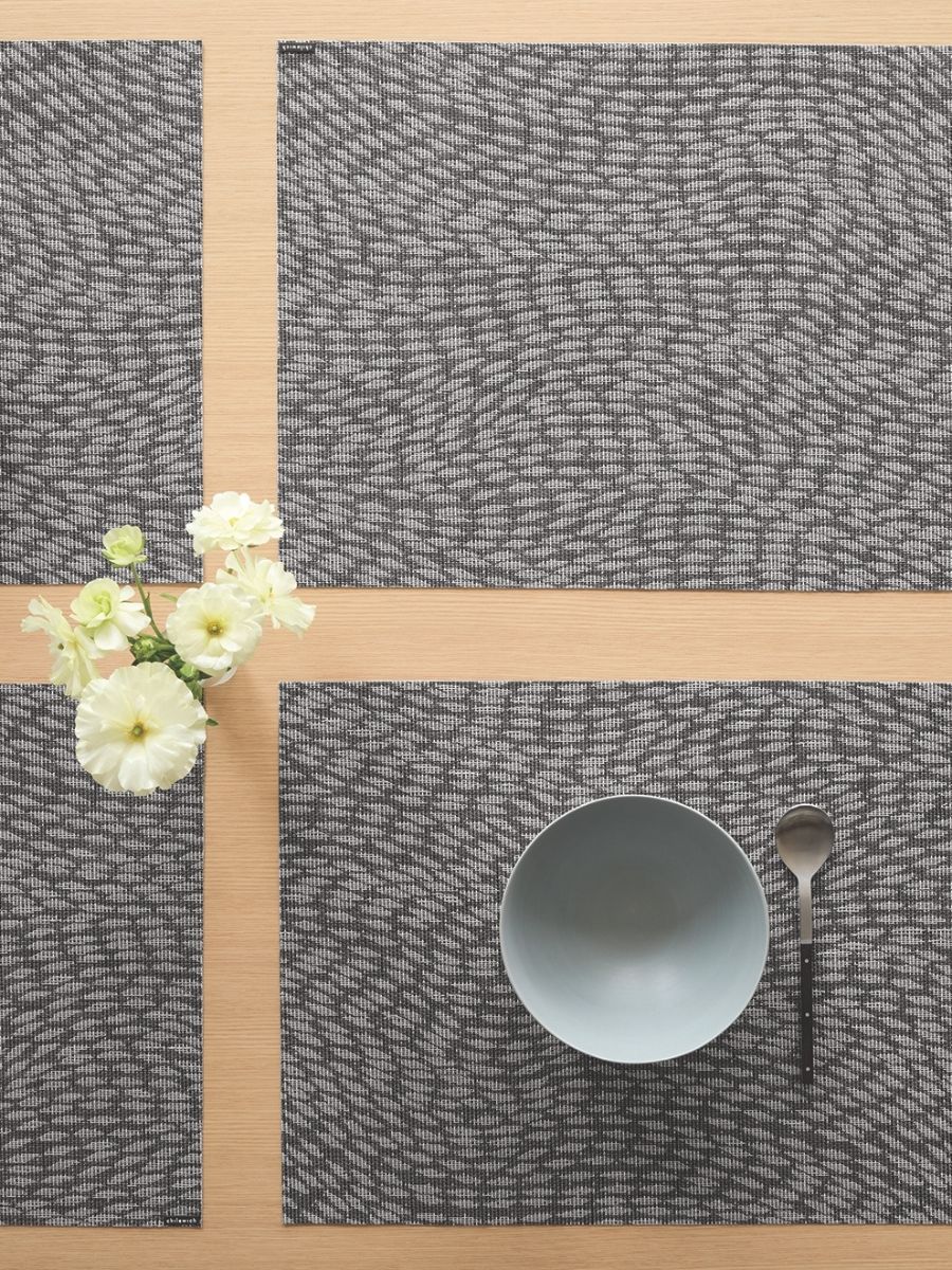 チルウィッチ　ランチョンマット　グレー　2026年新作　フラッター ストーム色