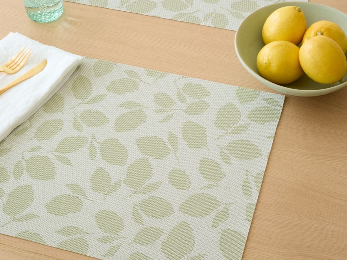 チルウィッチ　ランチョンマット　ロビンズエッグ色　2026年新作　レモンリーブス ロビンズエッグ色