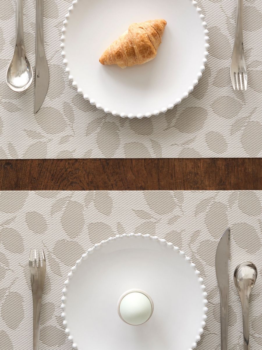 チルウィッチ　ランチョンマット　スチールウール色　2026年新作　レモンリーブス スチールウール色