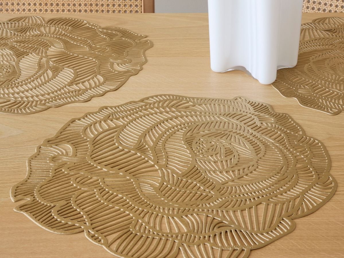 チルウィッチのランチョンマット・ローズ柄