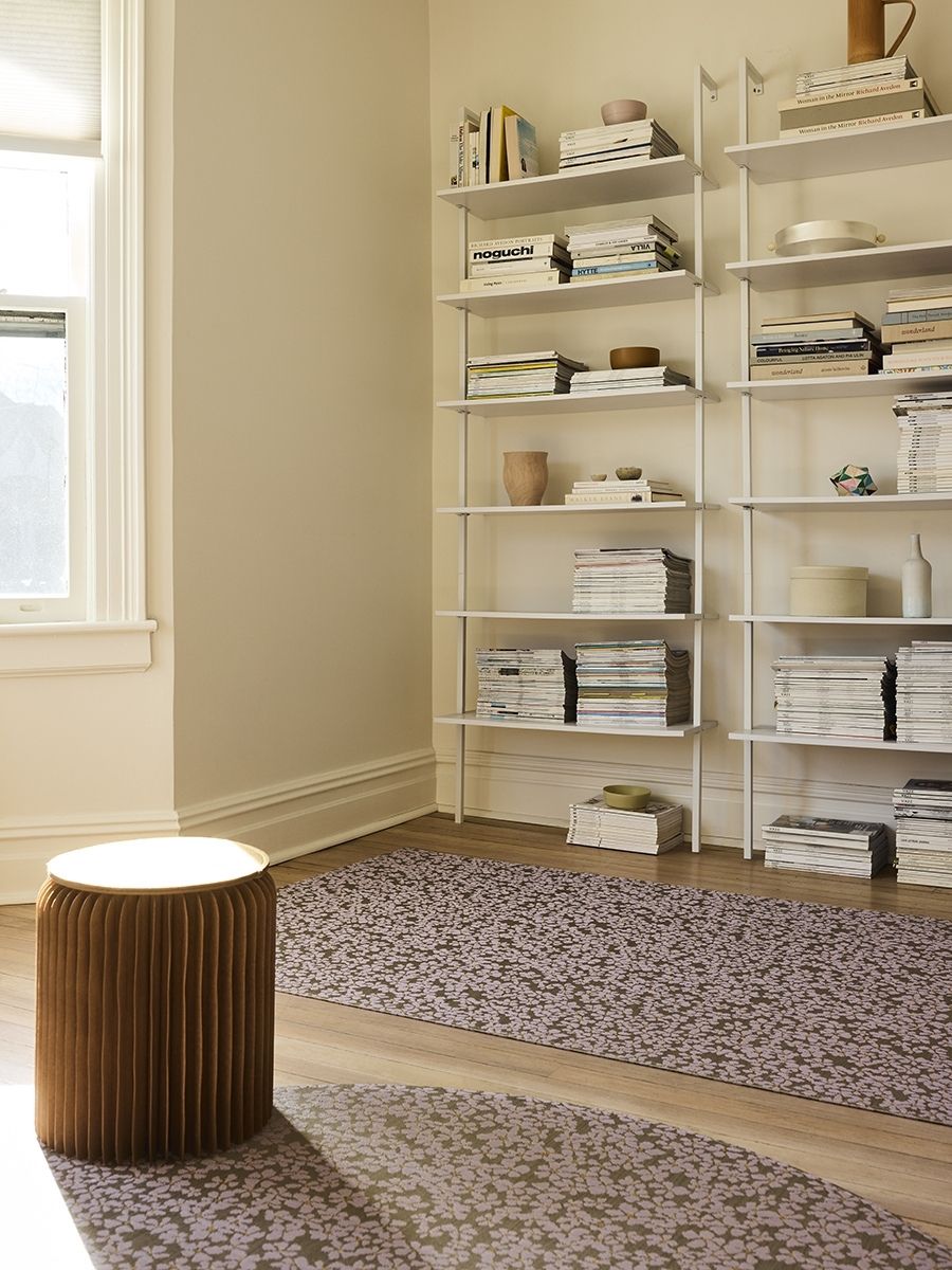 チルウィッチのラグ フローラ マイカ色 花柄 フラワーモチーフ