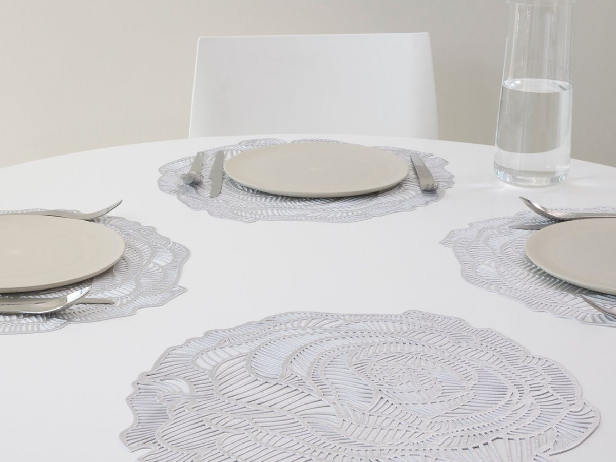 2026春夏の新作 チルウィッチのランチョンマット ローズ シルバー色