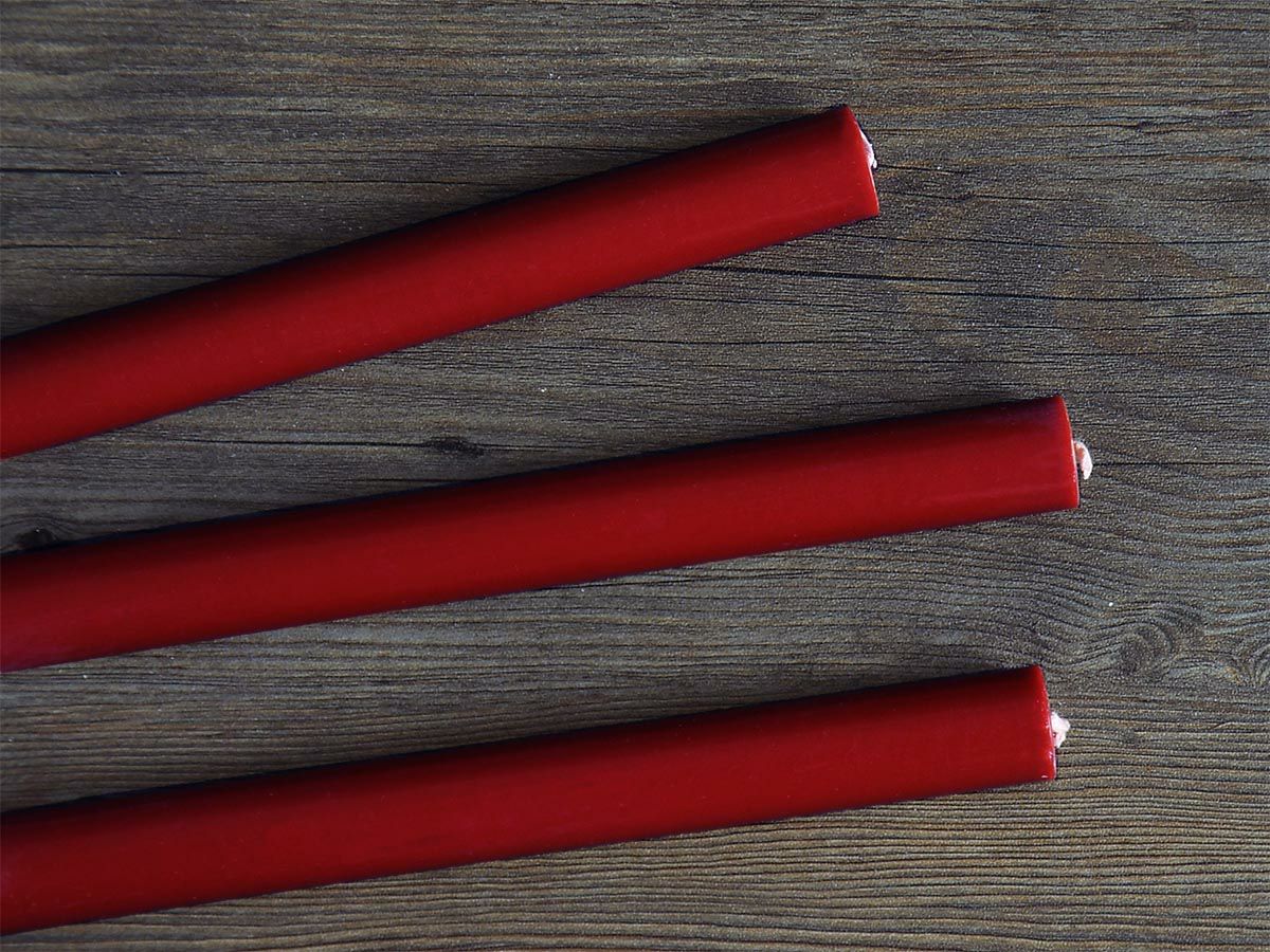 テーパーキャンドル Red/レッド｜英国B.C.S 公式通販・メタロイ商会