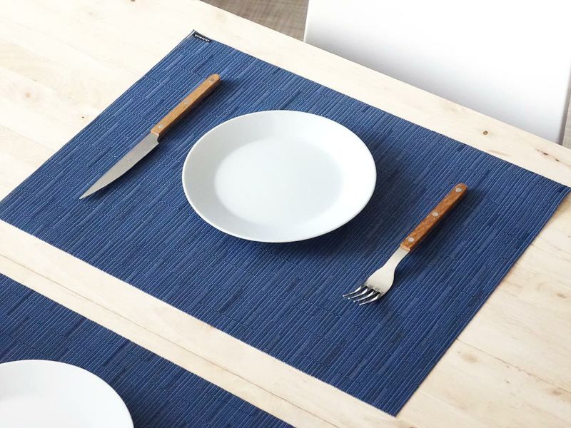 チルウィッチ ランチョンマット バンブー｜青色の不均一なストライプ