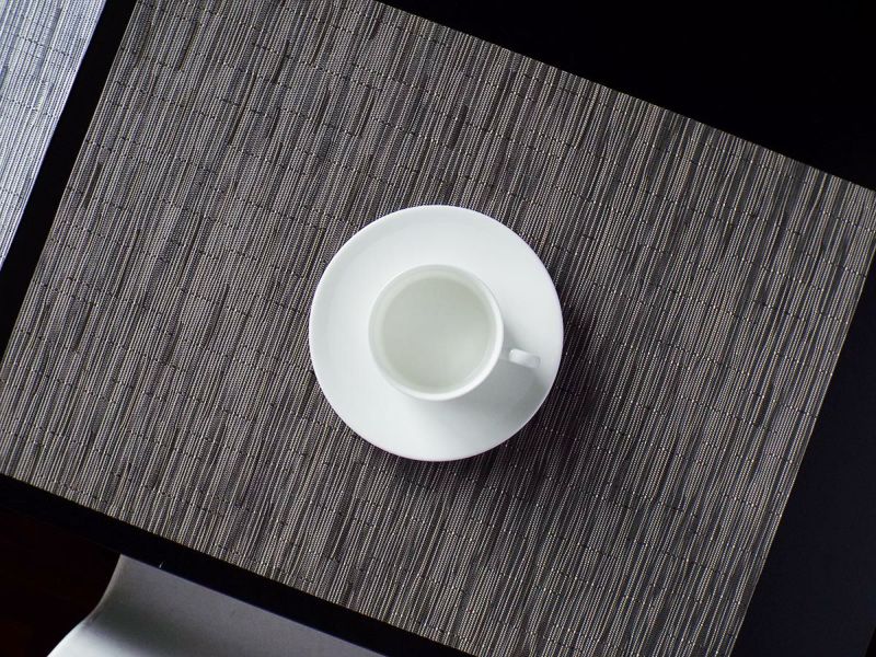 チルウィッチ ランチョンマット バンブー｜チャコールグレイの不均一な