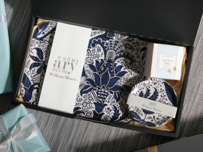 ウィリアム・モリス「フローラ」のティータイム詰合せと