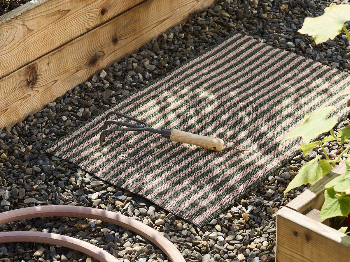 チルウィッチのシャグマット　ブレトンストライプ柄マリブ色　2025年新作