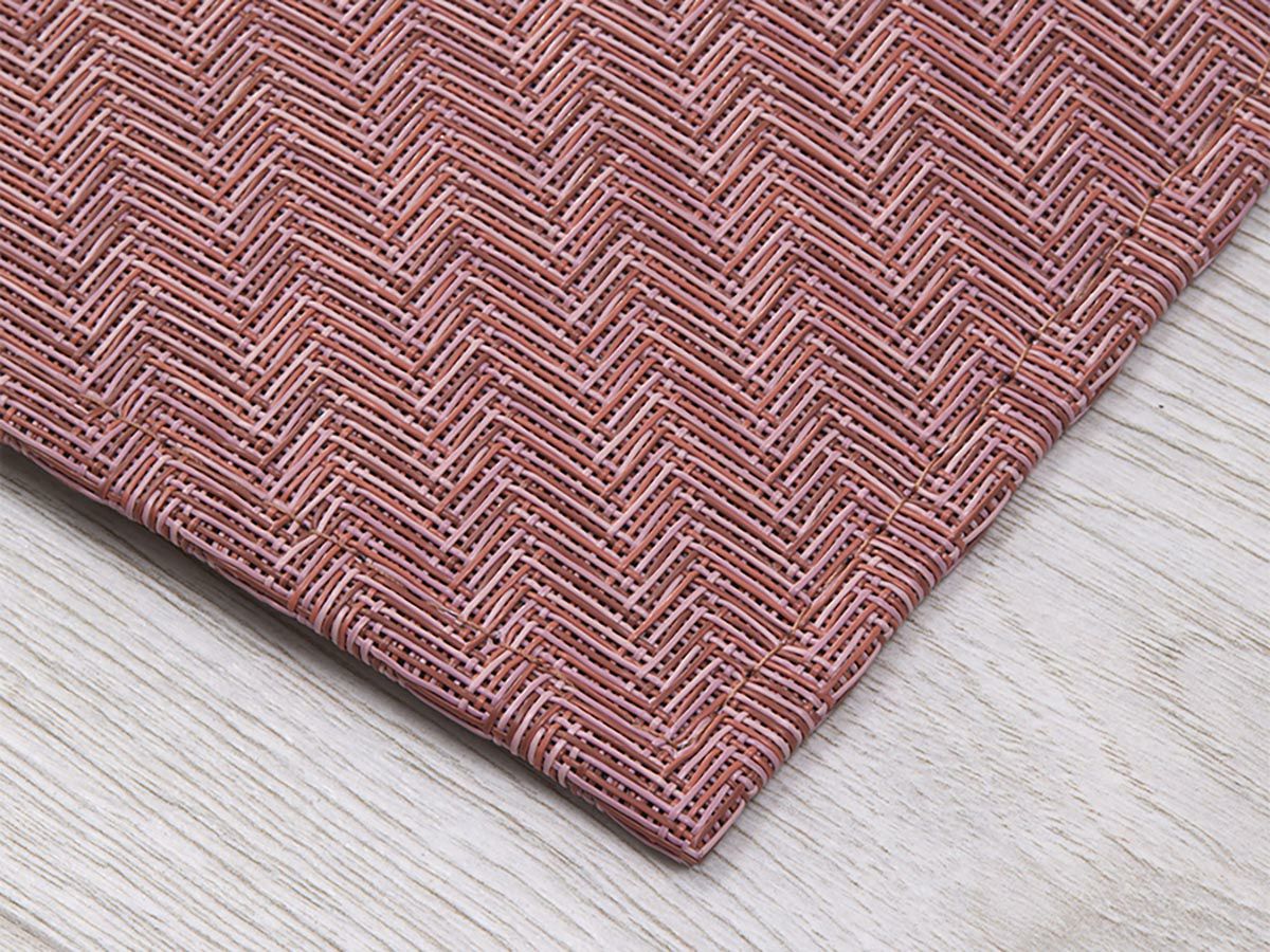 チルウィッチ　フロアマット　フォックステイル柄　ラズベリー色