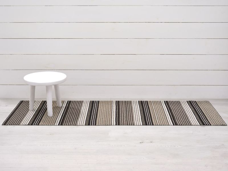チルウィッチのキッチンマット PleatStripe柄　Oyster色