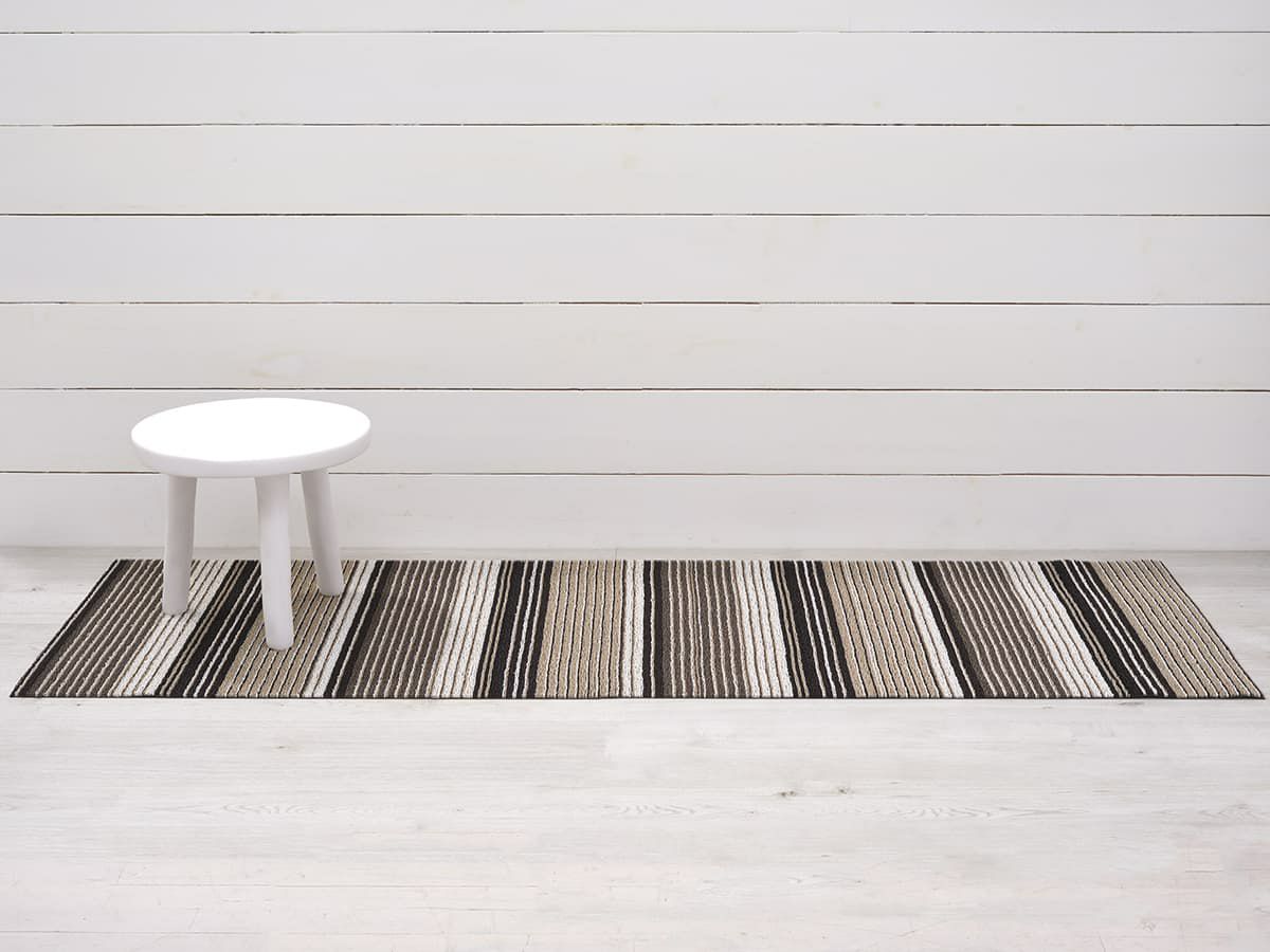 チルウィッチのキッチンマット PleatStripe柄　Oyster色