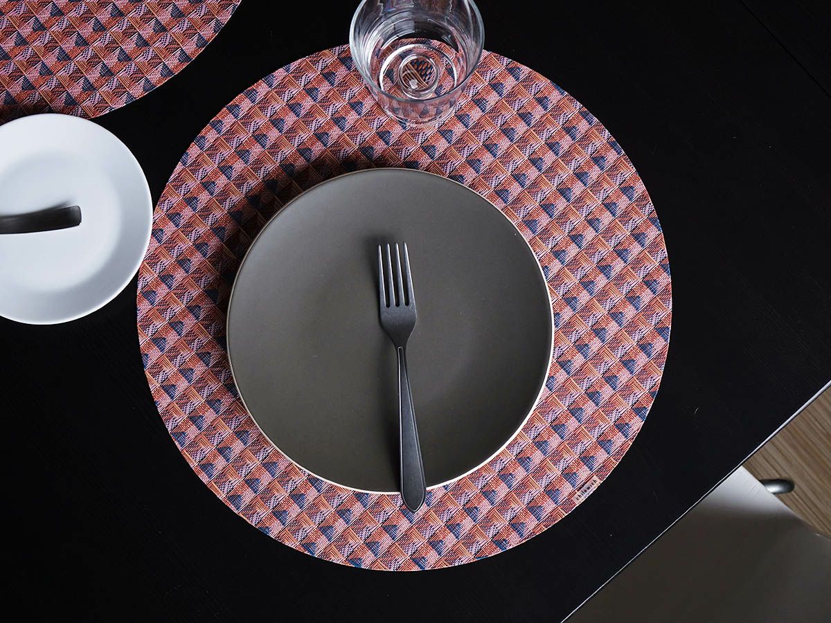 チルウィッチのランチョンマット Crane柄 Raspberry色